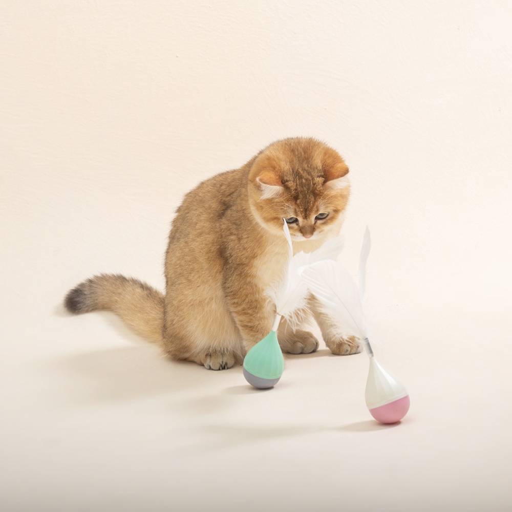 Feather Acrobat: Играчка за котки