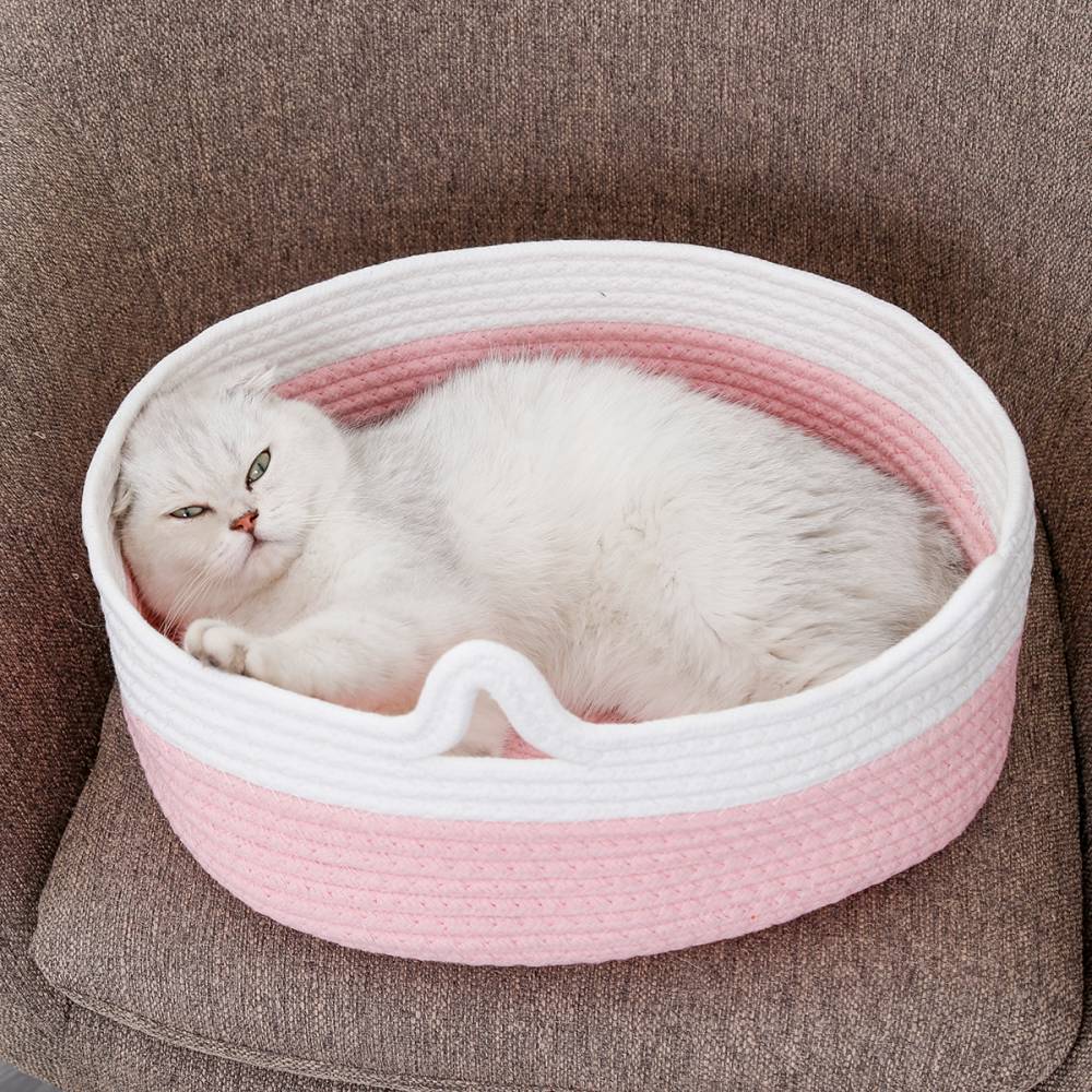 Легло за котки във формата на кошница