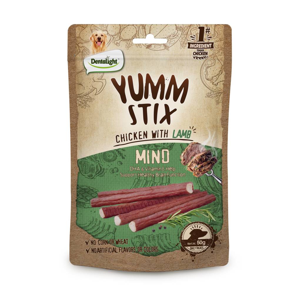 Лакомство за кучета DENTALIGHT YUMM STIX, с пиле и агне - 50гр.